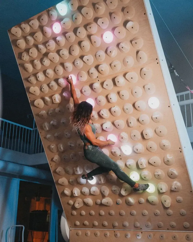 Connect board 12x12 man climbing